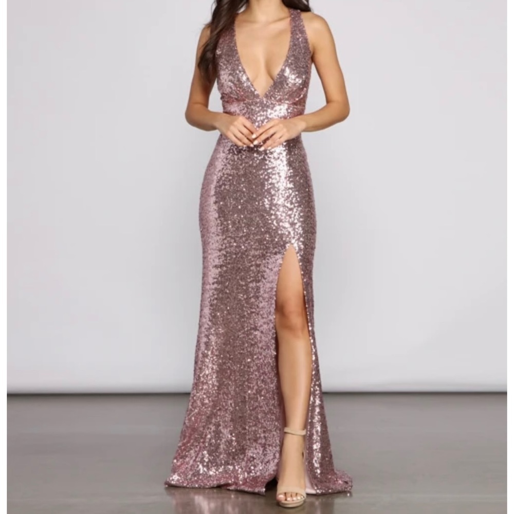 Pink/rose gold sequin dress!